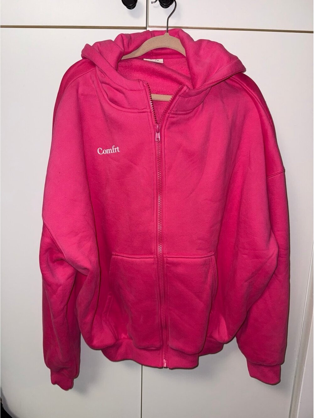 Comfrt unisex pink zip up hoodie Sz M Barbie comfort cozy